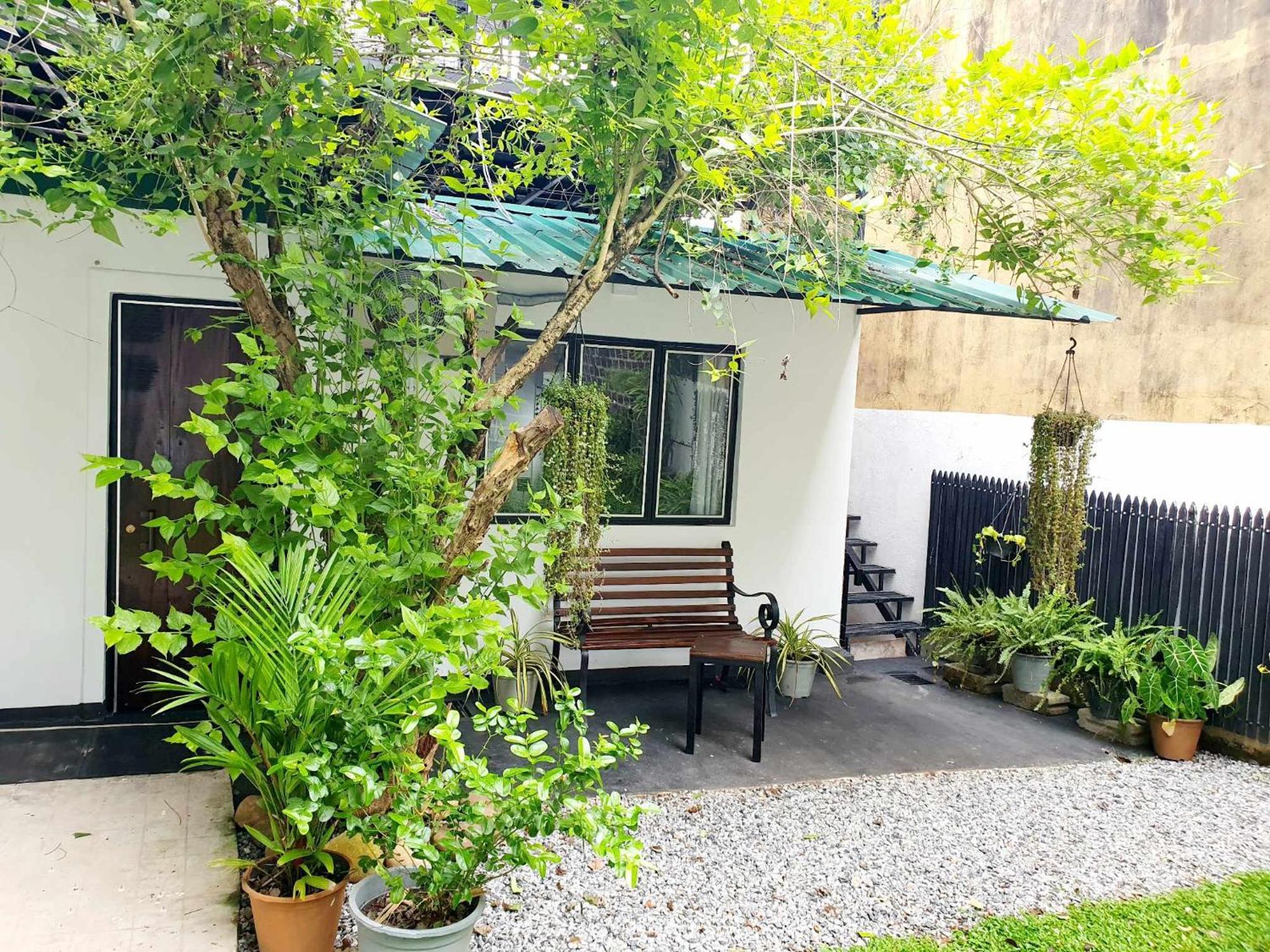 Home From Home 누게고다 외부 사진